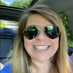 Meet your Posher, Jen